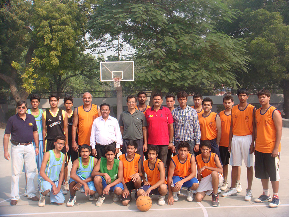 30-10-2011 # DOXA vs ROXA Cricket & Basketball Matches 2011