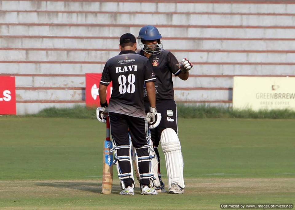 Match 3 - Doxa Knights won by 89 Runs (Group A)<br>
1st Innings --> Doxa Knights - 210/4 in 20.0 overs<br>
2nd Innings --> Doxa Panthers - 121/9 in 20.0 overs<br>
<br>
With Javed Khan's Man Of The Match performance (83 Runs, 2 Wickets) Knights sealed an easy victory over Panthers in their first clash. Amarjeet Sahni and Amit Sharma shone from the Panther's. Accolades from this matches are<br>
 <br>
- Man of the Match: Javed Khan<br>
- HAVELLS Maximum Sixes: Javed Khan<br>
- Hello Best Fielder: Anshuman Gupta<br>
- Supa Corn Maximum Wickets: Rahul V Kumar<br>
- Injali Economical Bowler: Javed Khan