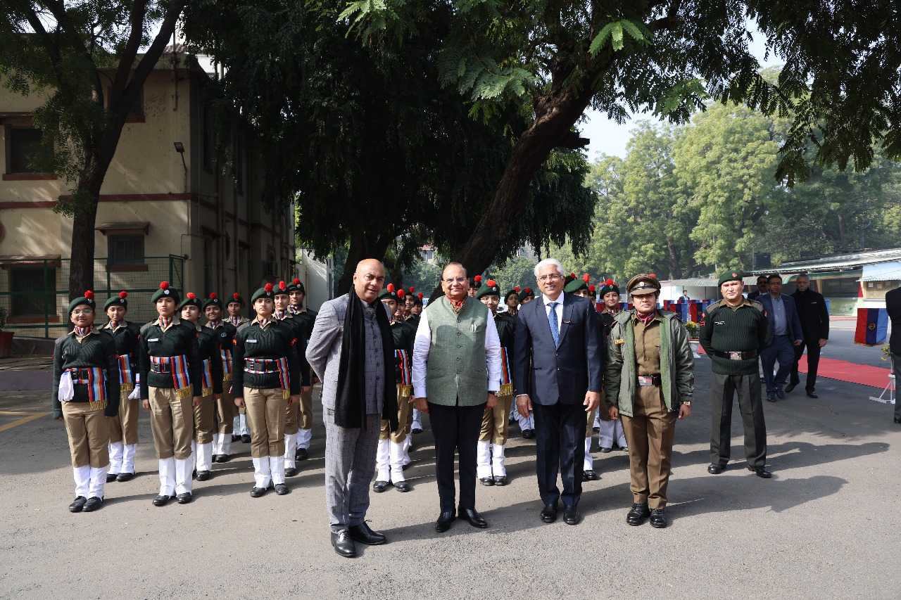 After an 11-year hiatus, the “Xavier Lifetime and Excellence Awards” were presented on<br>
January 18, 2025. The jury, responsible for scrutinizing profiles and selecting finalists,<br>
comprised of:<br>
 * Prof. Dinesh Singh (72)- Former Vice Chancellor, Delhi University<br>
 * Lt. Gen. Philip Campose (retd) (71)- Former Vice Chief of Army StaƯ<br>
 * Shri Harsha Vardhana Singh (74) - Former Deputy Director WTO<br>
 * Arvind Mehta (IAS) (79)– Former Cabinet Secretary<br>
 * Mr. Arun Seth (71)- Former CEO Bharat IT<br>
 * Fr. Jose TJ S.J.- Principal<br>
 * Fr. A. Perumalil S.J. - Rector<br>
 * Ms. Shobha Miranda – Vice Principal<br>
A special category, "In Service of our Alma Mater," was also introduced in this edition. At<br>
least three awardees travelled from abroad to receive their citations. The Hon'ble Lt.<br>
Governor of Delhi, V.K. Saxena, presided over the event. A scintillating display by NCC<br>
cadets was the highlight, the presentation of awards was followed by a grand lunch at<br>
the Prep Dept. Lawns.